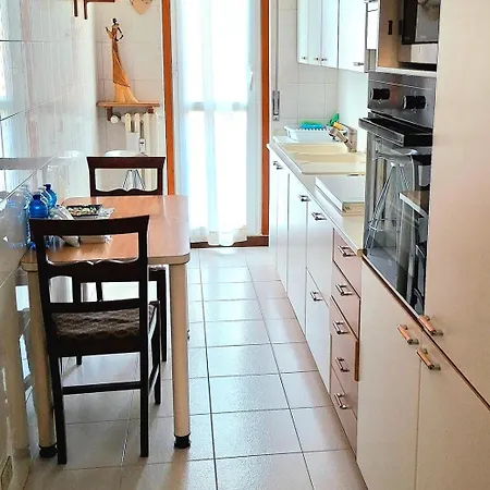 Accademia Appartament Бергамо